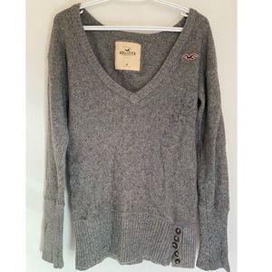 ✨SALE✨ Hollister Sweater